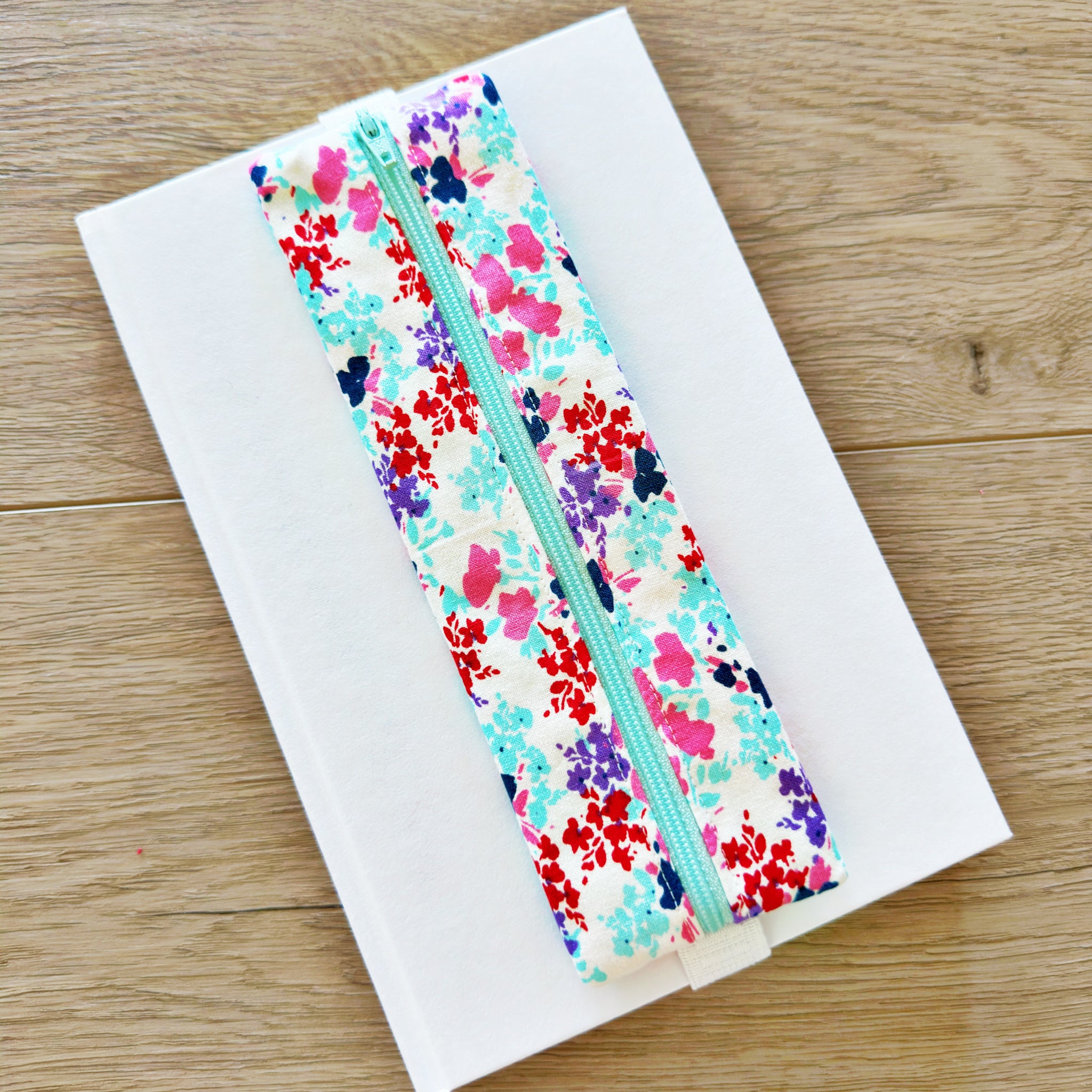 Paint Floral B Large Book Band