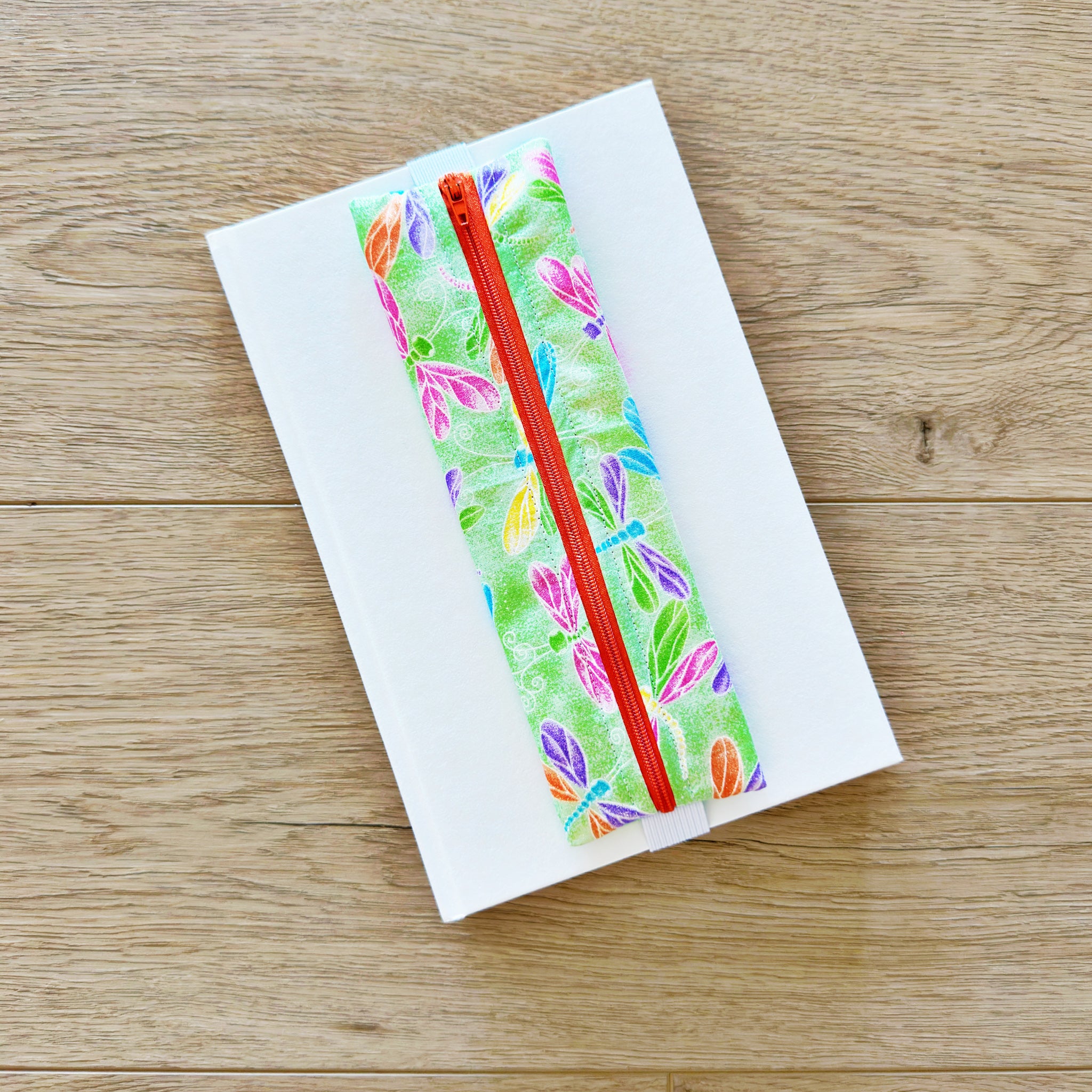 Dragonfly Large Book Band