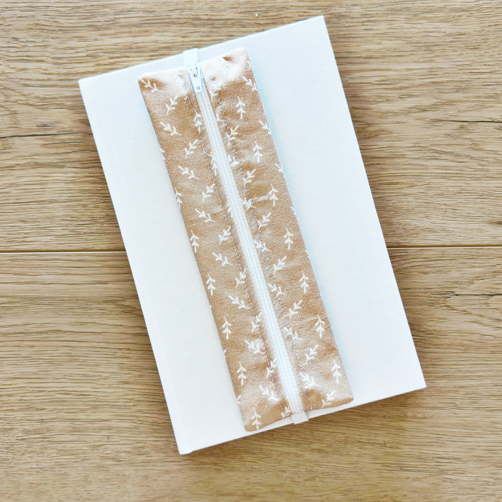 Neutral Minimal Flowers Book Band | Large