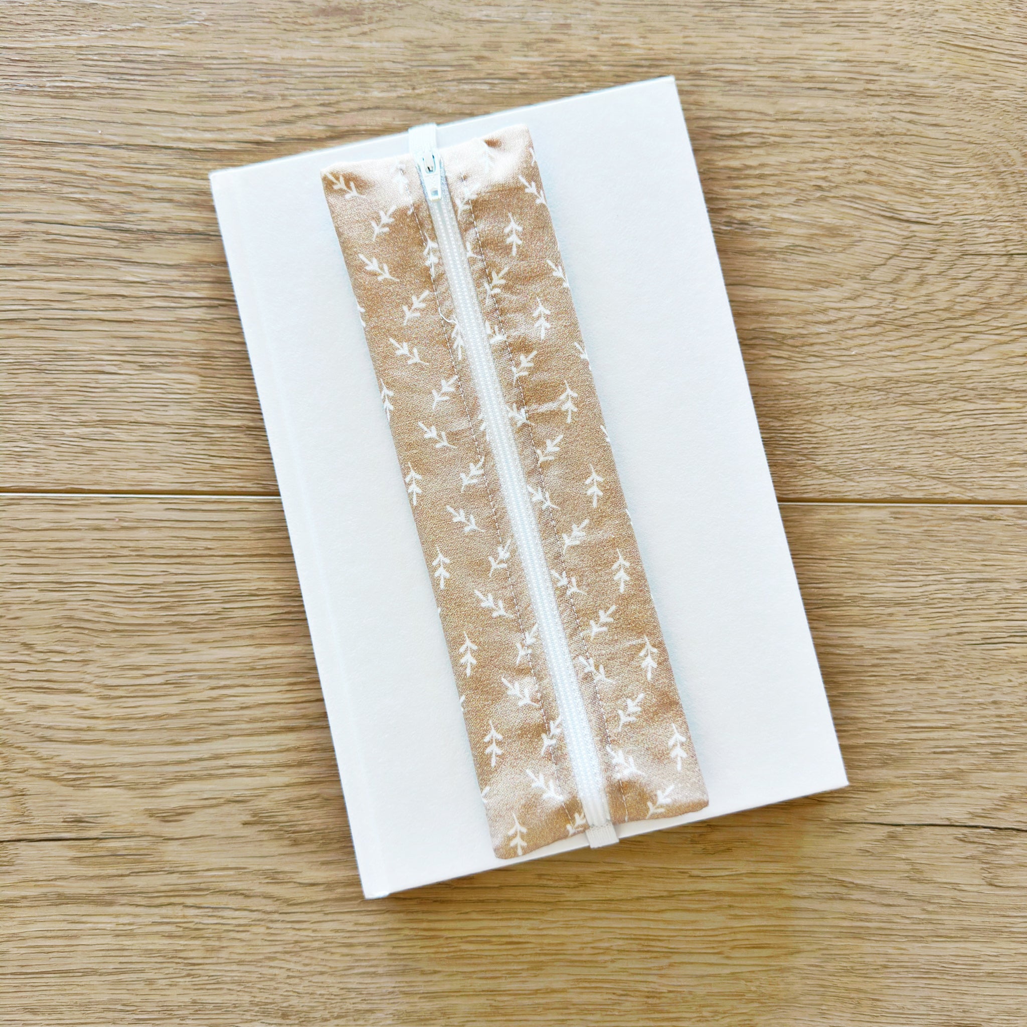 Neutral Minimal Flowers Book Band | Large