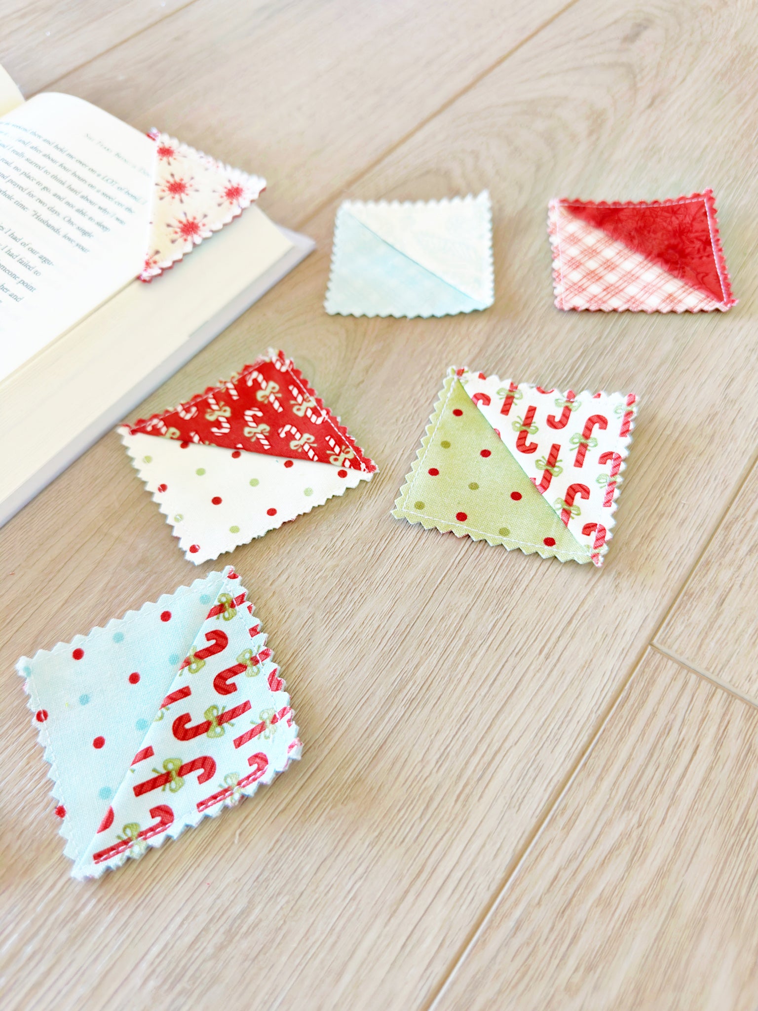 Candy Cane Corner Book Marks