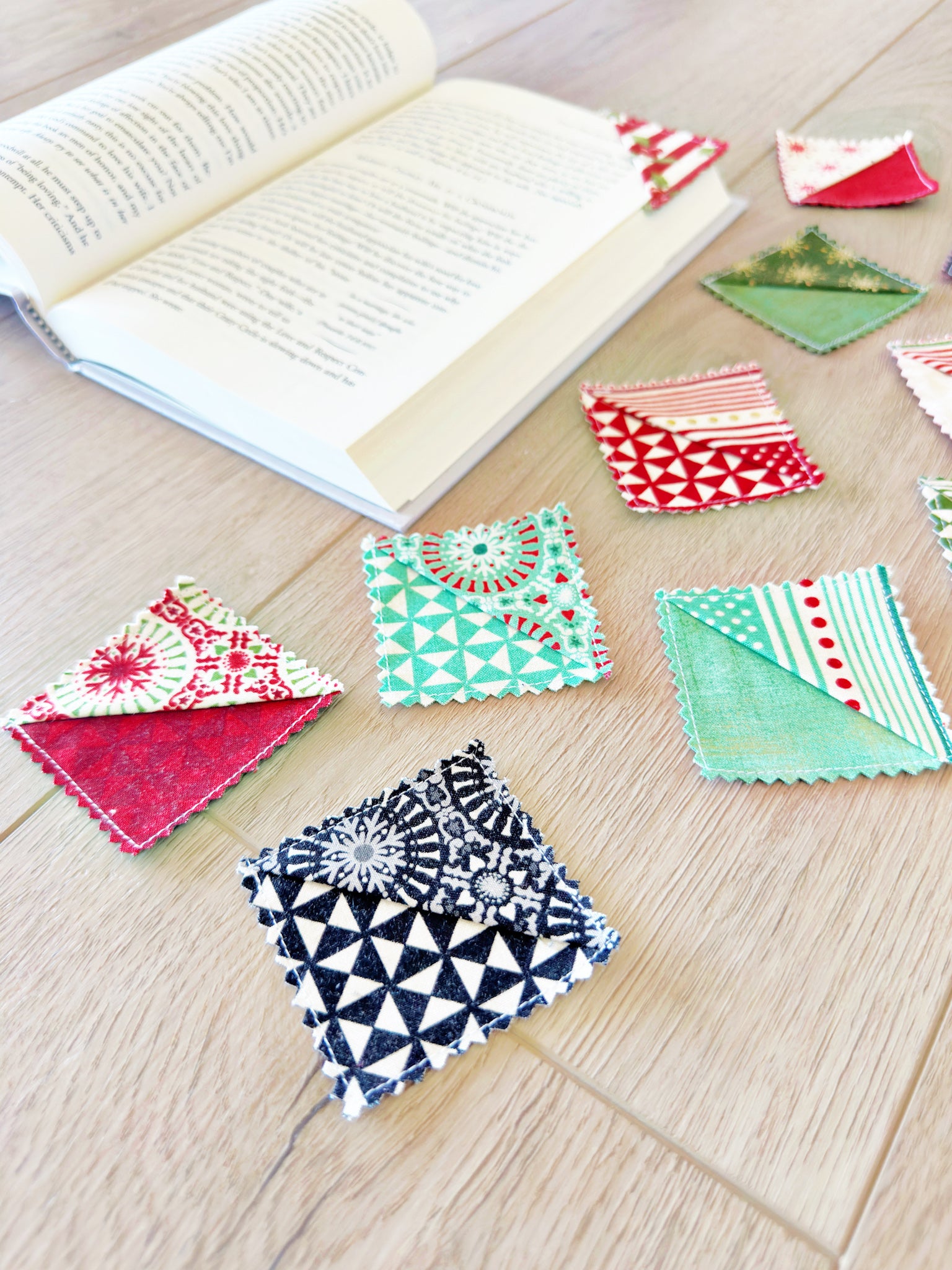 Christmas Book Marks