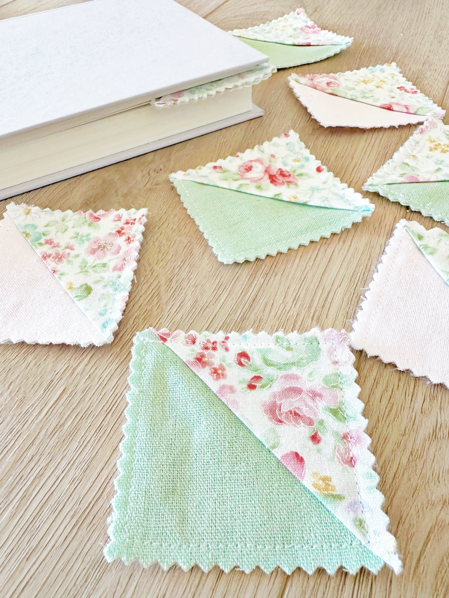 Green Floral Book Marks